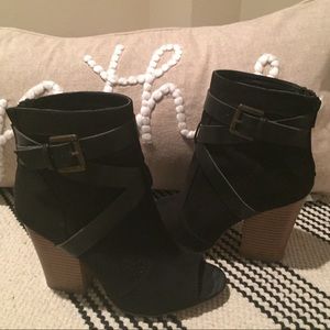 Trendy black suede booties! Worn twice.